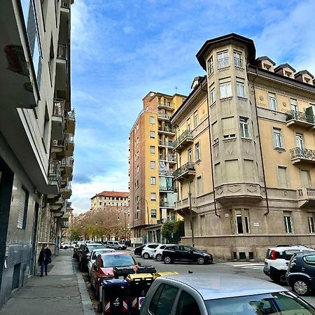 トリノCasa Genovesi - Vicino Porta Nuova F.S.アパートメント エクステリア 写真