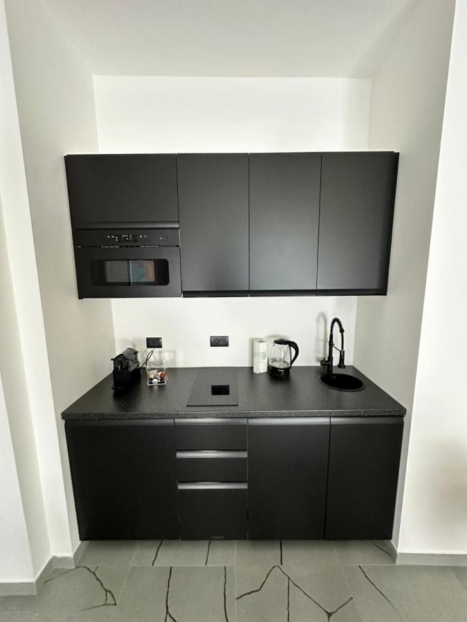 トリノCasa Genovesi - Vicino Porta Nuova F.S.アパートメント エクステリア 写真