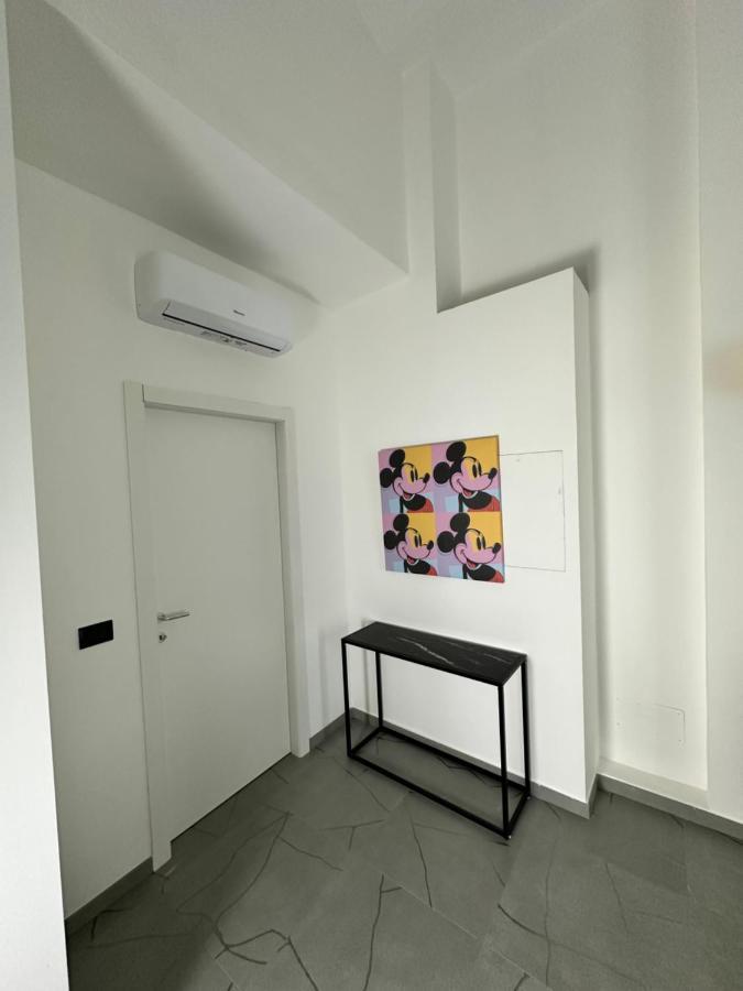 トリノCasa Genovesi - Vicino Porta Nuova F.S.アパートメント エクステリア 写真